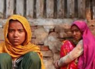 Women Bad Habits: महिलाओं की इन गलत आदतों से घर हो जाता है कंगाल ! आप भी जानें और करें बचाव