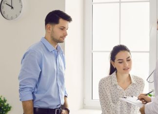 चाहे एक को हो लेकिन इस बीमारी के लिए महिला-पुरुष दोनों को कराना होगा इलाज, तभी जाकर मिलेगा छुटकारा