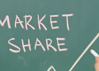 आजमाना है शेयर मार्केट में किस्मत? सफलता के लिए अपनाएं 7 सरल वास्तु टिप्स, जानें किस दिशा में बैठकर करें ट्रेडिंग?