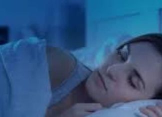 Sleeping Vastu Tips: सोते-सोते ही समस्याएं हो जाएंगी खत्म! बस अपना लीजिए ये वास्तु टिप्स, नहीं आएगी कोई समस्या