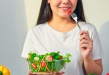 ऐसे लोग भूलकर भी न खाएं टमाटर, शरीर पर जहर की तरह करेगा असर ! वक्त रहते हो जाएं सावधान