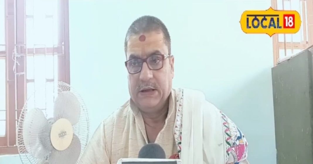 Vrishchik Rashifal: वृश्चिक राशि वाले आज खरीद सकते हैं वाहन, वैवाहिक जीवन में आ सकती है ये समस्या