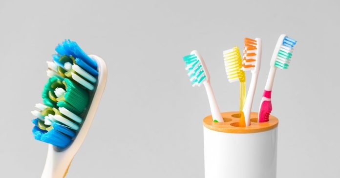 toothbrush-2025-04-ecd2157af98284d10fd3a5d890e2c575-16x9.jpg