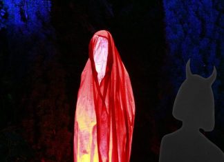 इस मंदिर में लगती है भूतों की अदालत, जंजीरों से बांधे जाते हैं प्रेत, जानिए कहां है ये रहस्यमयी जगह