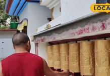 बौद्ध मंदिरों के बाहर क्यों लगाया जाता है सिलेंडरनुमा चक्र? किस भाषा में लिखे जाते हैं मंत्र? यहां जानें सब