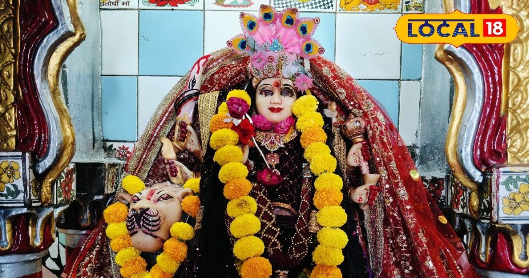 यहां आज भी विराजमान हैं मां सीता…वहां तक पहुंचने की सीढ़ियां खुद महारानी ने बनवाईं!