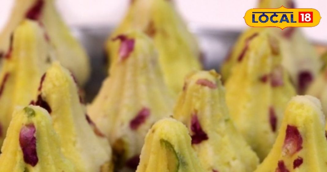 बप्पा का भोग क्यों खरीदें बाजार से, जब घर पर ही स्वादिष्ट मोदक बना सकते हैं? जानें आसान रेसिपी