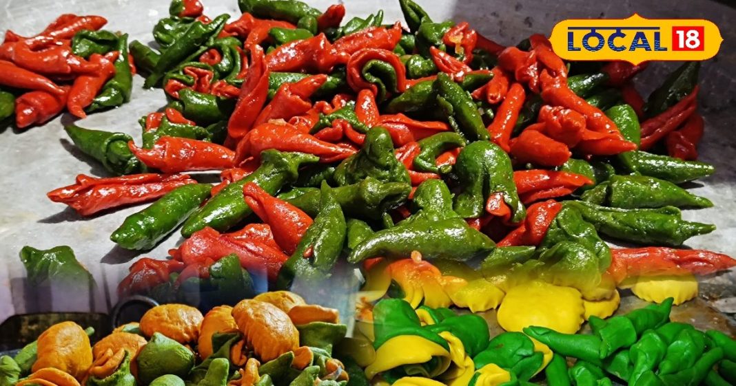 दिखने में हरी-लाल मिर्च, लेकिन स्वाद में मीठी, सिर्फ दिवाली पर मिलती है करौली की मशहूर मिर्ची मिठाई