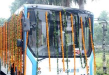 दिल्ली एम्स को मिलीं 3 इलेक्ट्रिक बसें, कैंपस के अंदर और बाहर मरीजों को देंगी सेवा aiims delhi gets 3 new electric buses a