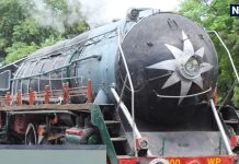 Frontier Mail News- आज भले ही 15 मिनट देरी से चलने वाली ट्रेनों को लेट नहीं माना जाता है, लेकिन कभी एक वीआईपी ट्रेन के 15 मिनट ही लेट होने पर जांच बैठा दी गयी थी. आइए जानते हैं ये ट्रेन कौन सी है?