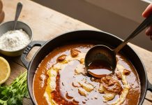 Kitchen hacks for excess oil। सब्जी से तेल निकालने का तरीका