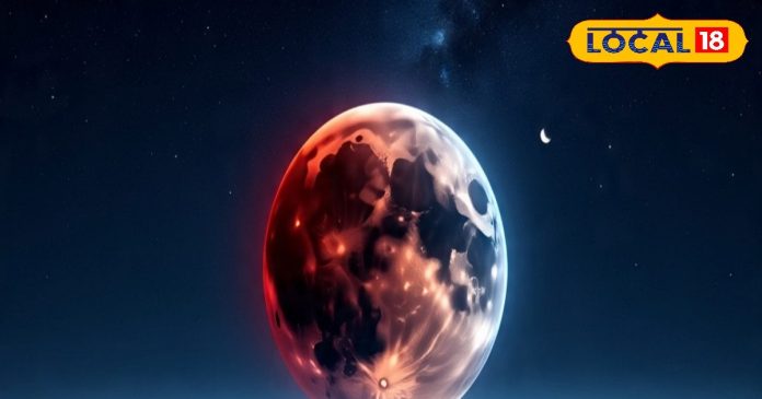 Chandra Grahan 2025: साल का आखिरी चंद्र ग्रहण आज! सूतक