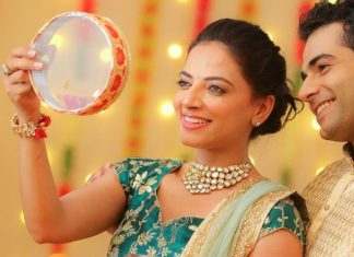 рд░рд╛рд╢рд┐ рдЕрдиреБрд╕рд╛рд░ рдХрд░рд╡рд╛рдЪреМрде рдЧрд┐рдлреНрдЯ рд╕реЗ рдЬреАрд╡рдирд╕рд╛рдереА рдХреЛ рдкреНрд░реЗрдо рдФрд░ рд╕рдореГрджреНрдзрд┐ рджреЗрдВ