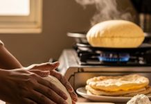 How to make soft roti । सॉफ्ट रोटी के लिए 2 मिनट में परफेक्ट आटा बनाने का तरीका