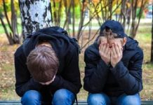 बारिश में किस चीज का है सबसे ज्यादा खतरा? बच्चे और युवा होते हैं शिकार allergic conjunctivitis in monsoon symptoms prevention and treatment by doctor