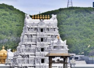 चंद्रग्रहण से पहले आंध्र और तेलंगाना स्थित सभी प्रमुख मंदिरों के कपाट बंद, जानें अब कब खुलेंगे मंदिर