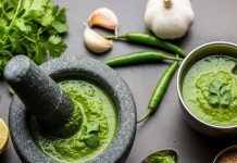 dhaniya mirch chutney making recipe: धनिया-मिर्च-लहसुन चटनी रेसिपी, देसी स्वाद और स्टोरेज टिप्स.