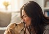 Kissing Your Pet May Spread Over 70 Diseases | पेट डॉग को किस करना खतरनाक, 70 बीमारियों का बढ़ता है खतरा