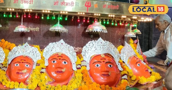 मैया को भोग लगने के बाद खा लिया ये पान