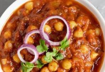 करवाचौथ पर पंजाबी स्टाइल छोले रेसिपी कढ़ी चावल के साथ बनाने का तरीका