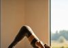 Downward Dog Yoga: सुबह-सुबह सिर्फ 5 मिनट करें यह आसन, शरीर और दिमाग दोनों रहेंगे फिट, जानें अभ्यास का तरीका और फायदे