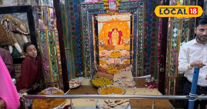 अन्नकूट महोत्सव में महालक्ष्मी मंदिर जगमगाया, भक्तों ने किए अलौकिक