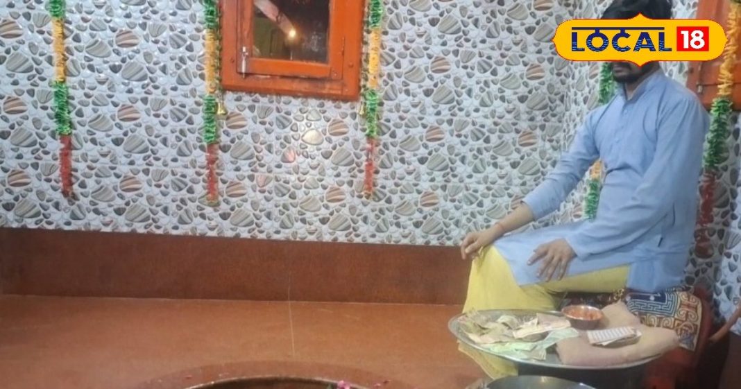 यूपी में यहां है अनोखा शिव मंदिर, जहां शिव अकेले