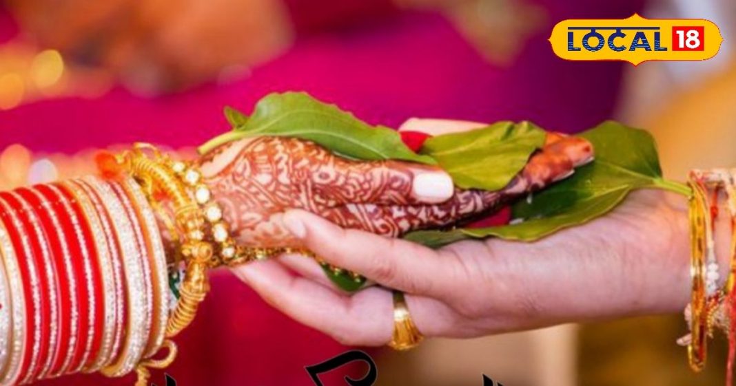 सबसे पहले किन्हें दिया जाता है शादी का निमंत्रण, आप