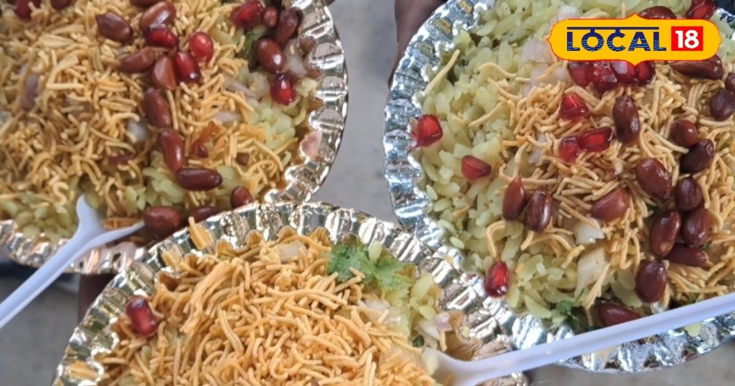 अब आजमगढ़ में लीजिए इंदौरी पोहे का मजा, स्वाद ऐसा की देखते ही मुंह में आएगा पानी; नोट करें लोकेशन