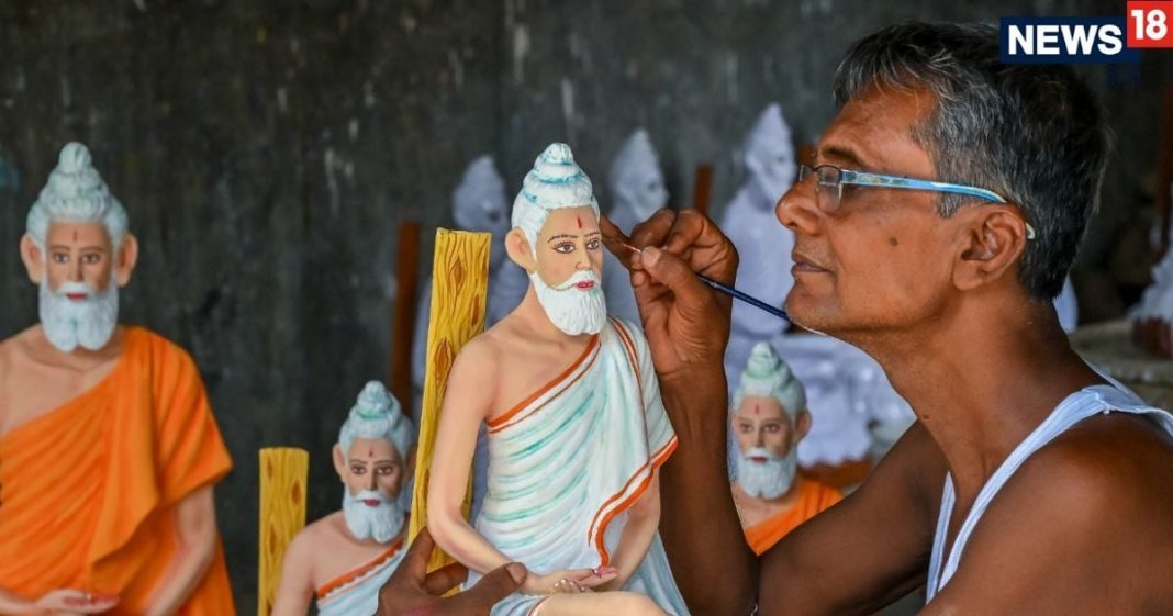 Loknath Brahmachari lived for 160 years know about his secrets and miracles | लोकनाथ ब्रह्मचारी 160 साल तक जीवित रहे, कभी सोए नहीं , ना ही आंखों की पुतलिया झपकती थीं