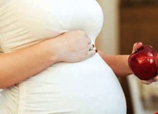 Pregnancy Tips: गर्भावस्था में आयरन की कमी नहीं होने देगी रसोई में मौजूद ये चीजें, जानिए इनके नाम