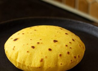 how to make makki ki roti at home recipe । मक्के की रोटी बनाने का आसान तरीका