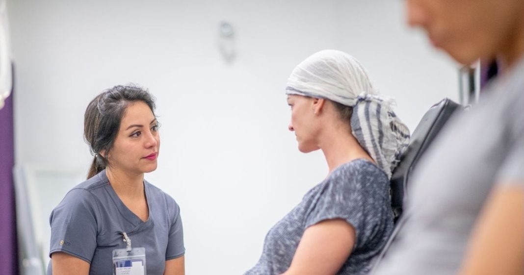 शुरूआती स्टेज में कैंसर तो बच सकती है जान, लक्षण से लेकर टेस्ट तक सब जानें, आएगा काम