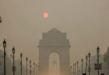 air pollution in delhi ncr breathing problems increase people moving outside | एयर पॉल्यूशन से दिल्ली एनसीआर धुआं धुआं | जहीरीला हवा के कारण दिल्ली छोड़कर जा रहे लोग