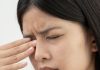 Which vitamin deficiency can cause eye problem: हेल्दी आंखों के लिए कौन सा विटामिन है जरूरी? किसकी कमी से आंखें होंगी खराब