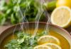Easy Lemon Coriander Soup Recipe: सर्दी में पियें गर्मागर्म धनिया नींबू का ये सूप, अंदर से गर्म होगा शरीर, 10 मिनट में होगा तैयार