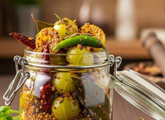 Amla green chili pickle recipe। आंवला हरी मिर्च का झटपट अचार रेसिपी