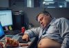 How Late Nights Shift cause obesity: नींद के कारण शरीर हो रहा मोटा