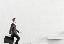 Effects of Moon in 11th House। ग्यारहवें भाव में चंद्रमा के लाभ और हानि