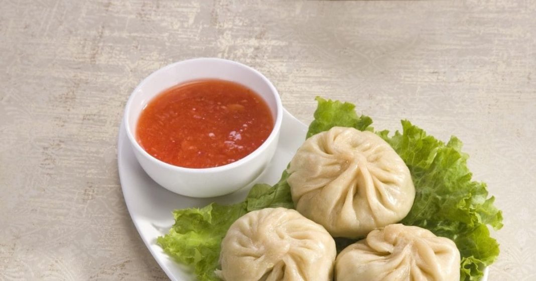 पालक मोमोज रेसिपी हेल्दी स्नैक के लिए आसान तरीका और फायदे.