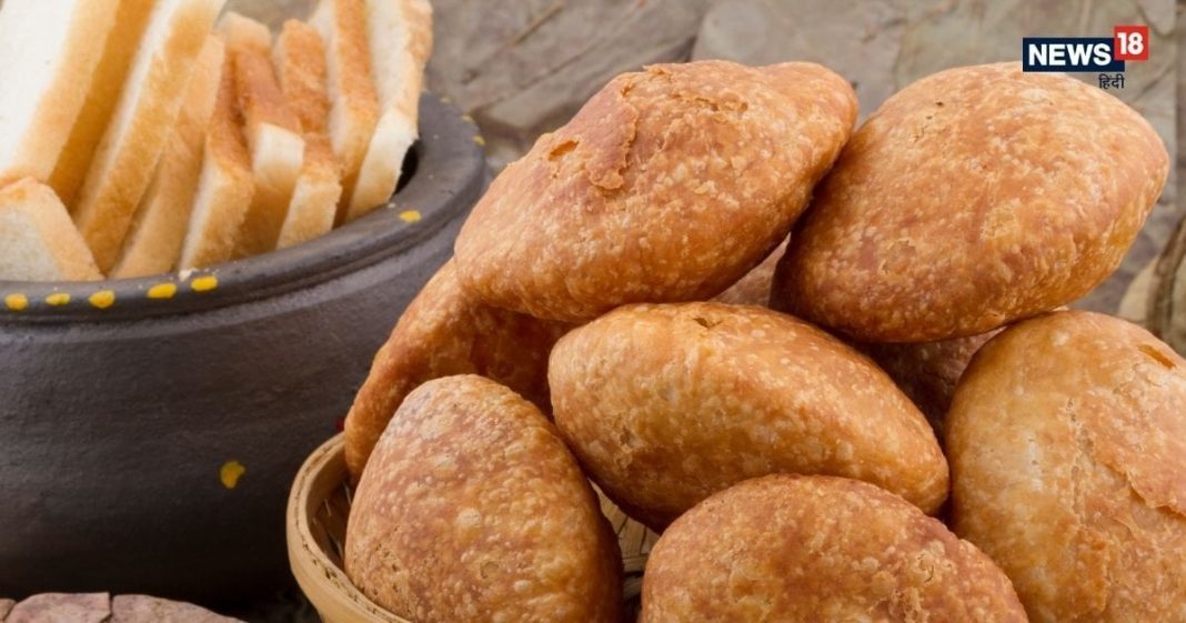 Jodhpur Style Pyaz Kachori Recipe घर पर बनाएं खस्ता और मसालेदार कचौरी.