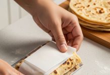 How to pack roti in lunch box see viral video: लंच बॉक्स में रोटी पैक करने का वायरल वीडियो हैक