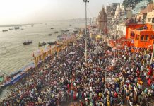 कार्तिक पूर्णिमा पर देश भर के गंगा घाटों से आई गजब की तस्वीरें, आस्था की डुबकी में सरोबार भक्त, आप भी देखिए