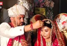 विदेशी मैम ने रचाई भारतीय छोरे से शादी, दुल्हन को ट्रांसलेट कर सुनाए 7 वचन, क्या आप जानते हैं इन वचनों का मतलब