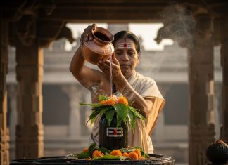 सोमवार को न भूलें भोलेनाथ का भजन, आसानी से पूरा होगा रुका हुआ काम, जानें फायदे