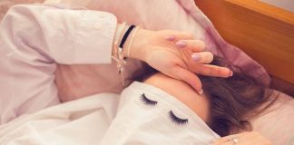 सर्दियों में कंबल से मुंह ढककर क्यों नहीं सोना चाहिए…सेहत के लिए हैं नुकसानदायक? एक्सपर्ट्स से जानें राय!