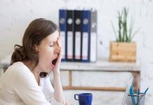 रात को नींद नहीं आती?…विटामिन डी की कमी हो सकती है बड़ी समस्या, एक्सपर्ट्स से जानें क्या हैं इसके लक्षण!