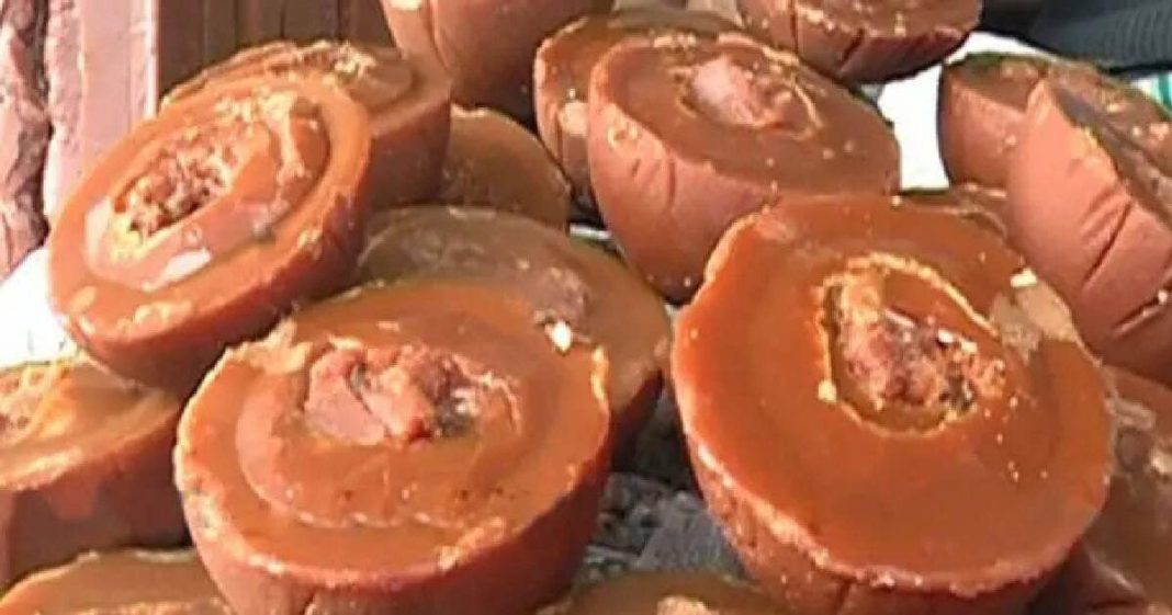 मिलावटी गुड़ से भर जाता है सर्दियों का बाजार, आप शुद्ध गुड़ को सूंघकर पहचान सकते हैं या देखकर? जानिए इसके राज