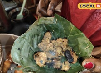 साल के पत्तों में लपेटा जाता है मैरिनेटेड चिकन, फिर कोयले की आंच में पकता है, कभी खाया है देहाती चिकन पोड़म?