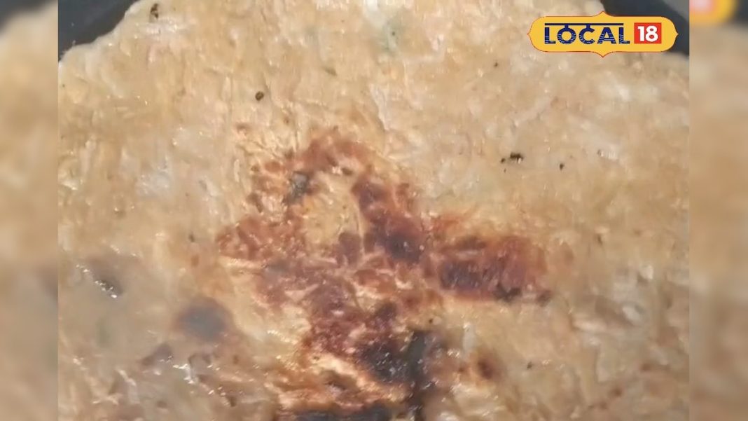 धीमी आँच पर सेंकने का राज! इसी रेसिपी से बनता है परफेक्ट मूली पराठा, देखें वीडियो